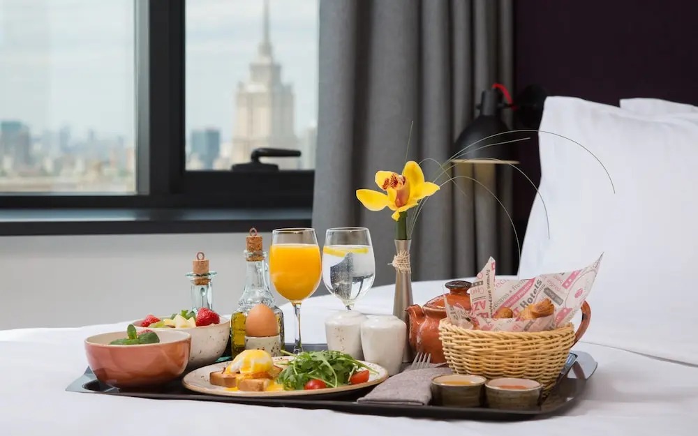 هتل ایزمیوت